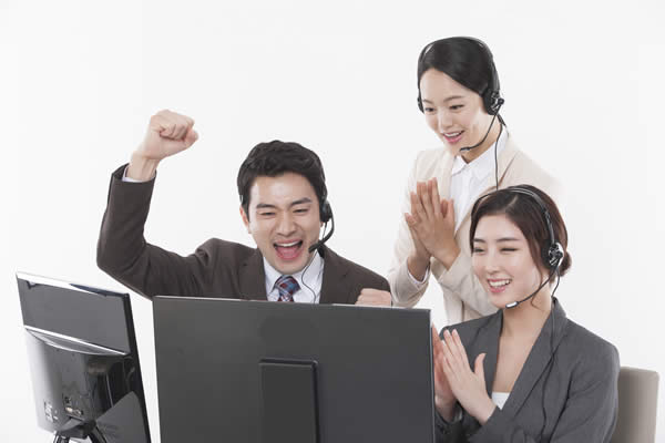联系上海兴邦门业有限公司